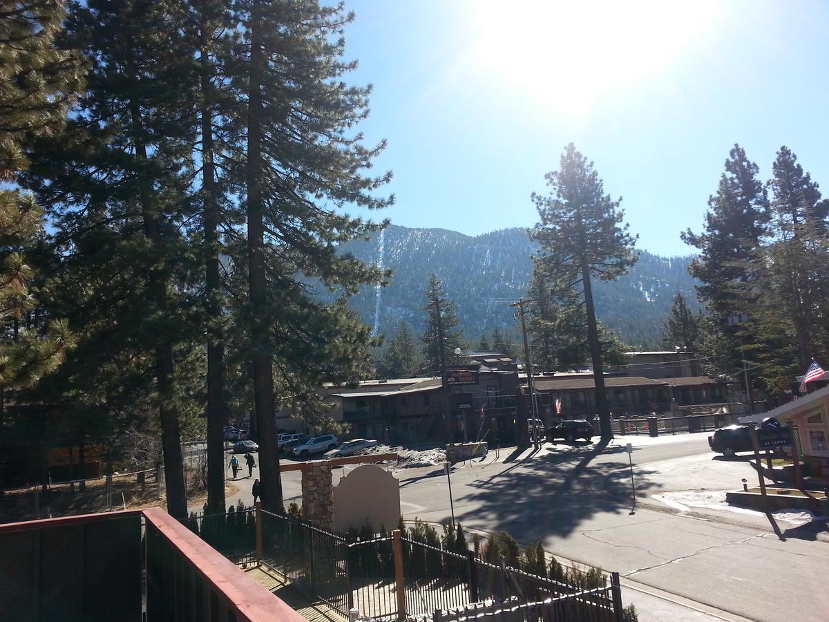 Gondola Tahoebeach Club Lodge