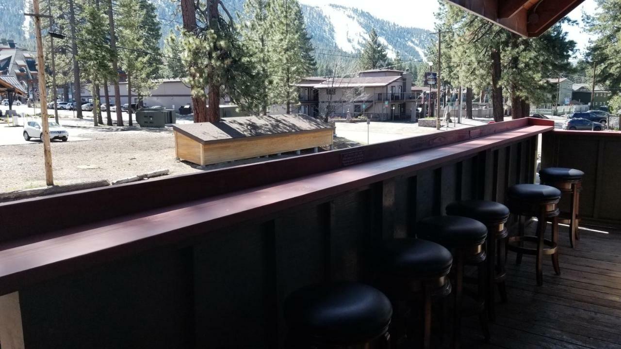 Gondola Tahoebeach Club Lodge